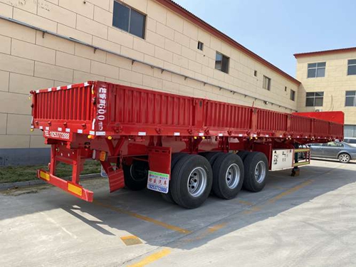 山东梁山挂车厂